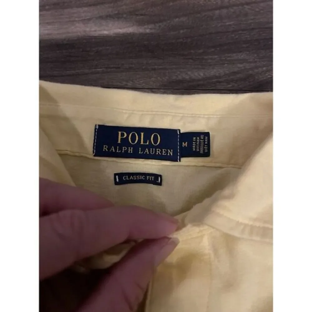 Mens canary yellow Polo Ralph Lauren. Size M. light blue logo Classic Fit 117